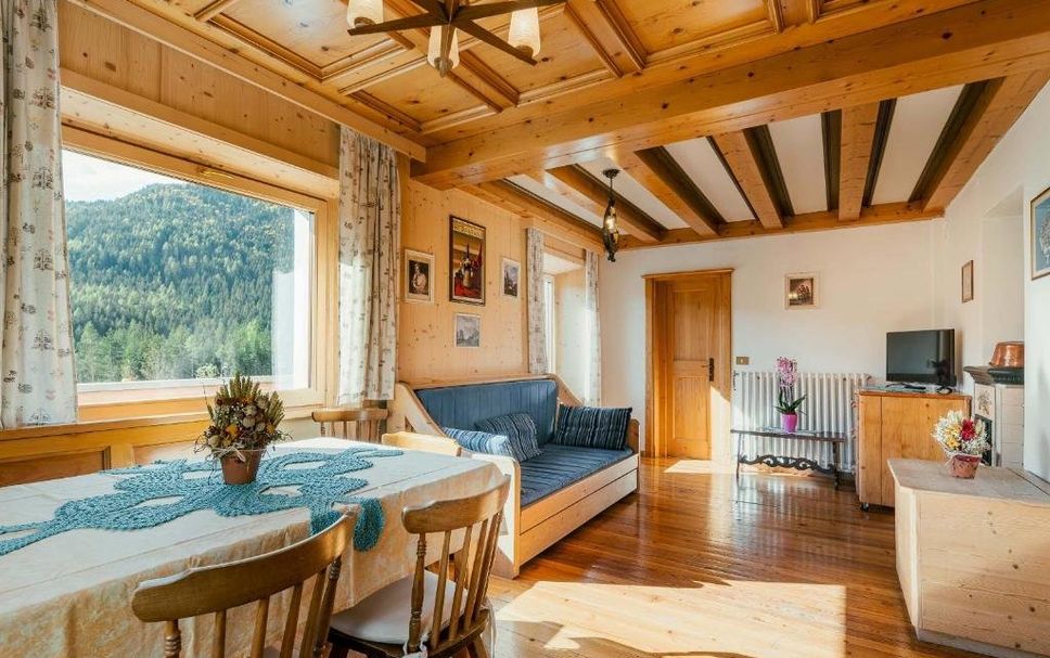 ダイニングルーム 写真