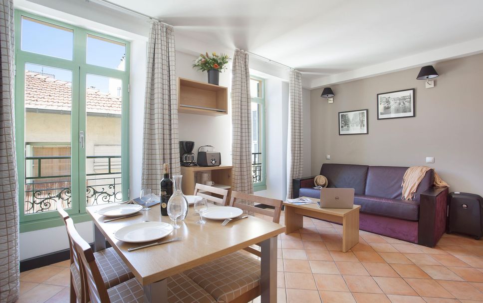 ダイニングルーム 写真