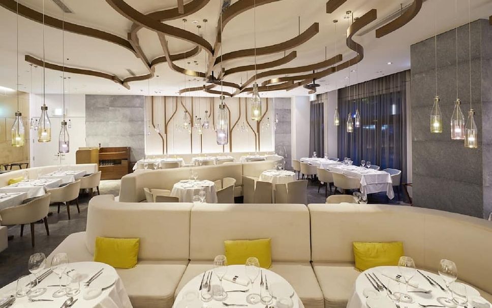 レストラン 写真