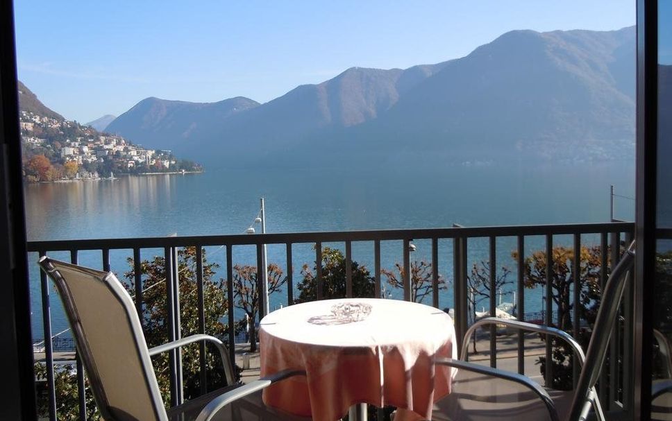 バルコニー 写真