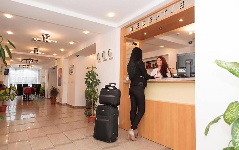 フロントデスク 写真