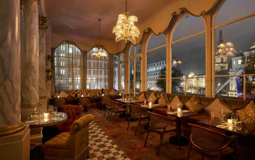 レストラン 写真