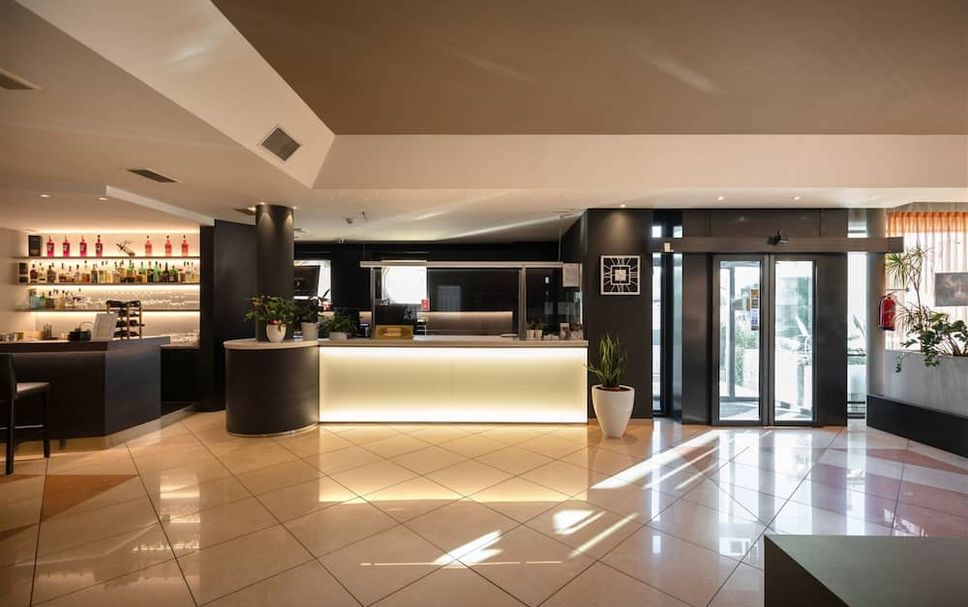 フロントデスク 写真