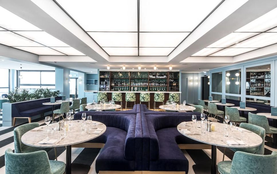 レストラン 写真