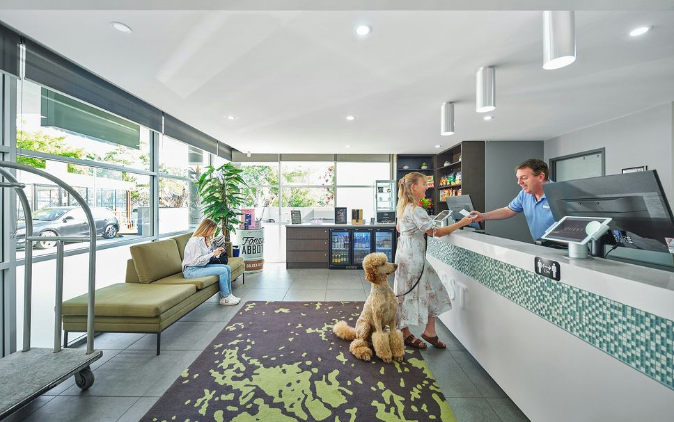 フロントデスク 写真