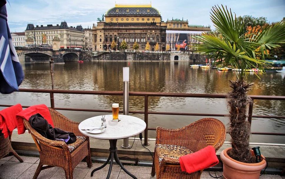 バルコニー 写真