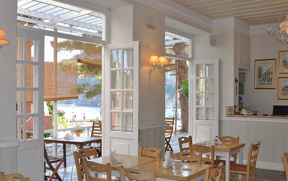 レストラン 写真