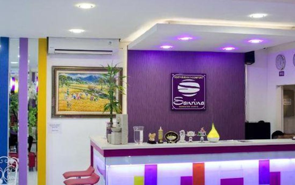 フロントデスク 写真