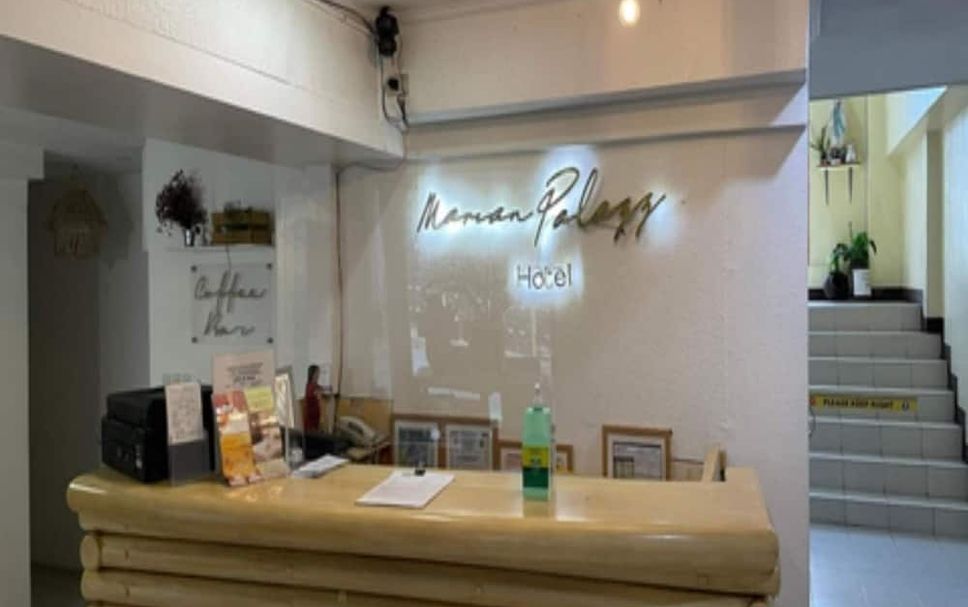 フロントデスク 写真