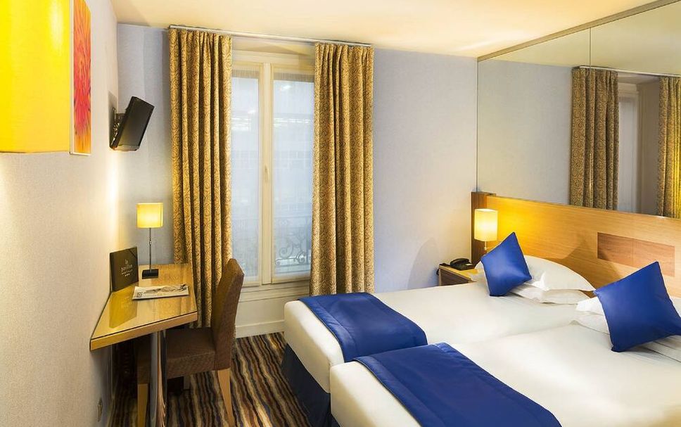 寝室 写真