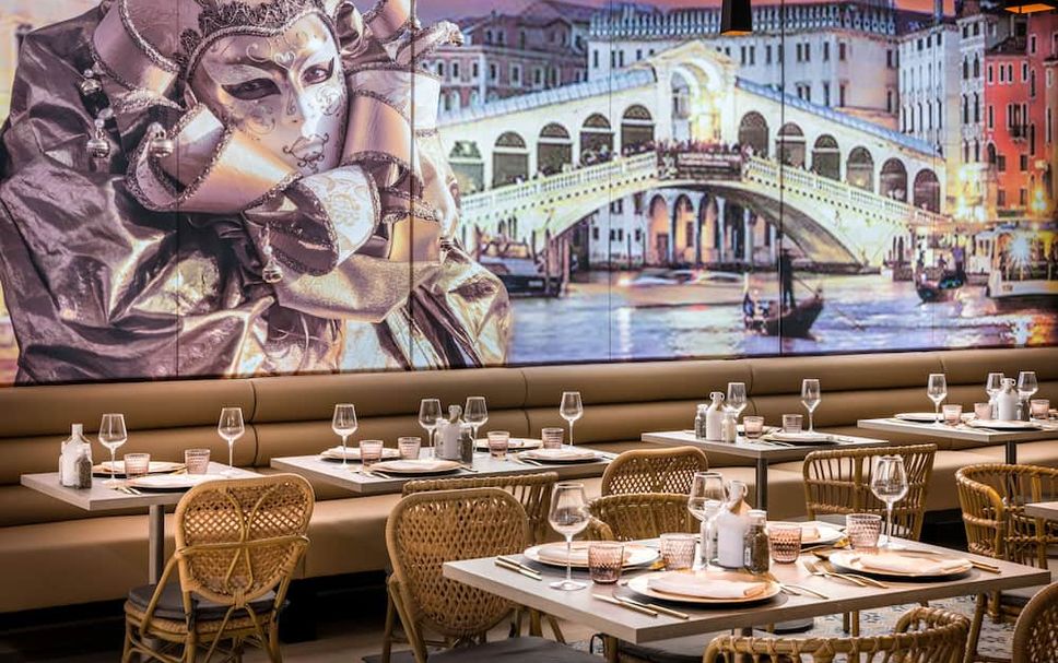 レストラン 写真