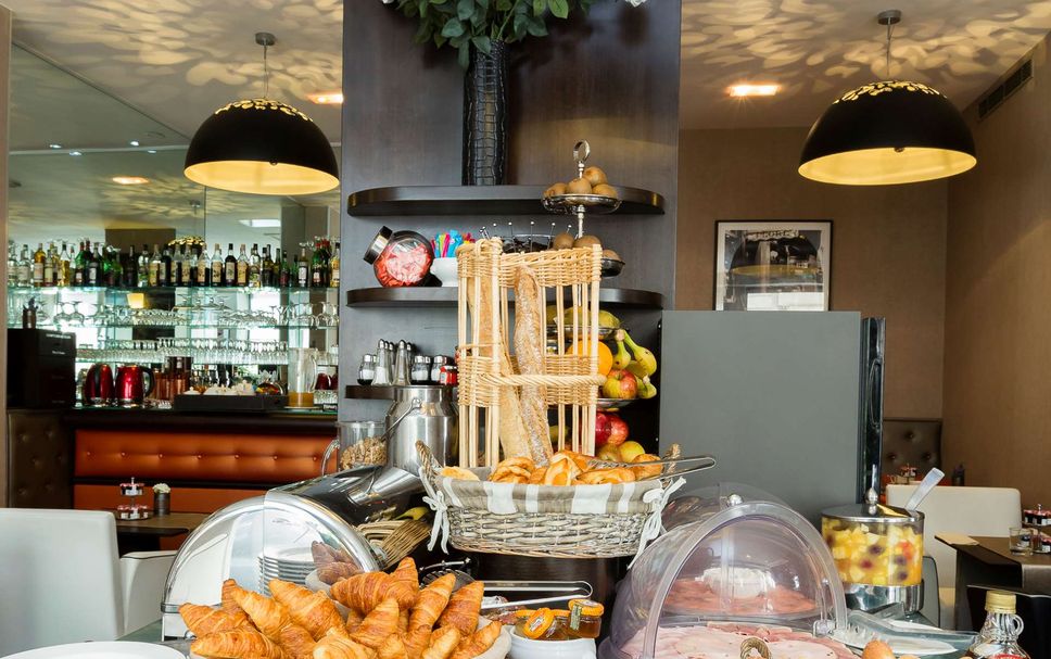 ダイニングルーム 写真