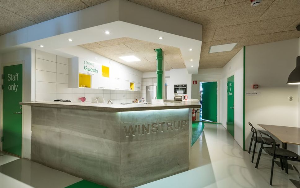 フロントデスク 写真