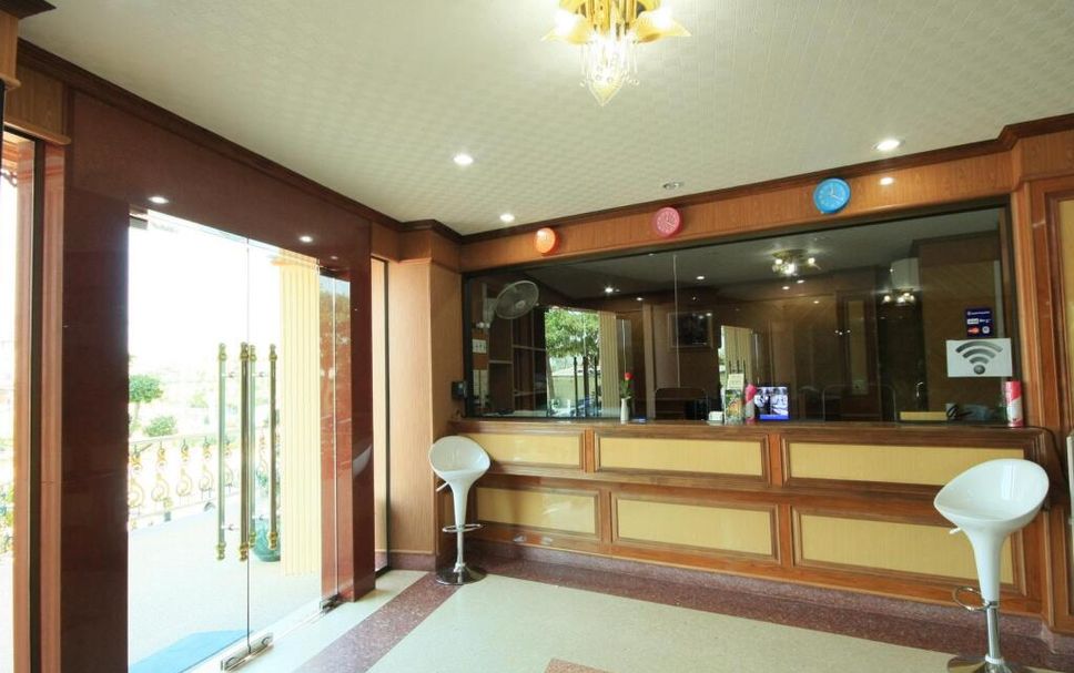 フロントデスク 写真