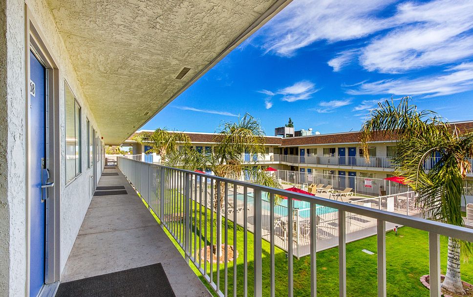 バルコニー 写真