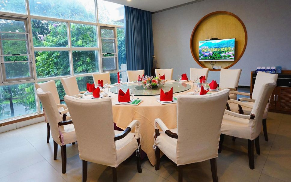 ダイニングルーム 写真