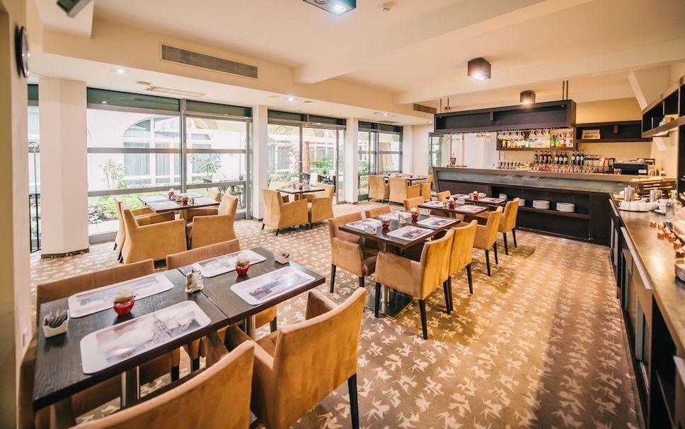 レストラン 写真