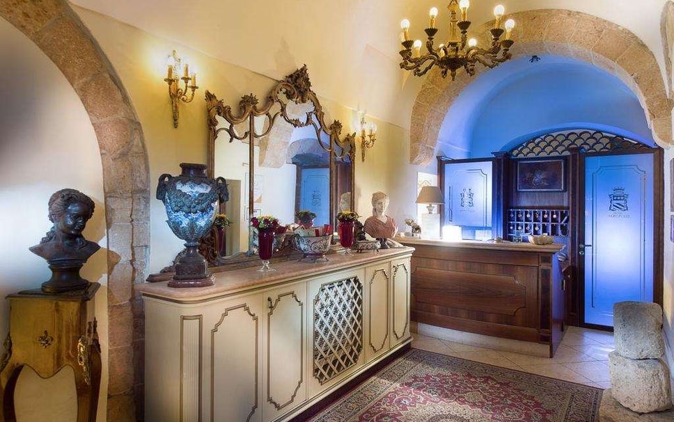 フロントデスク 写真