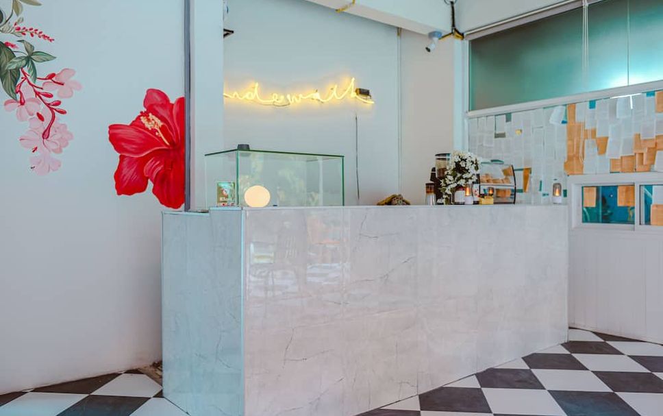 フロントデスク 写真