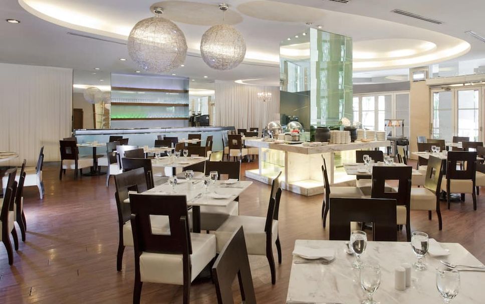 レストラン 写真