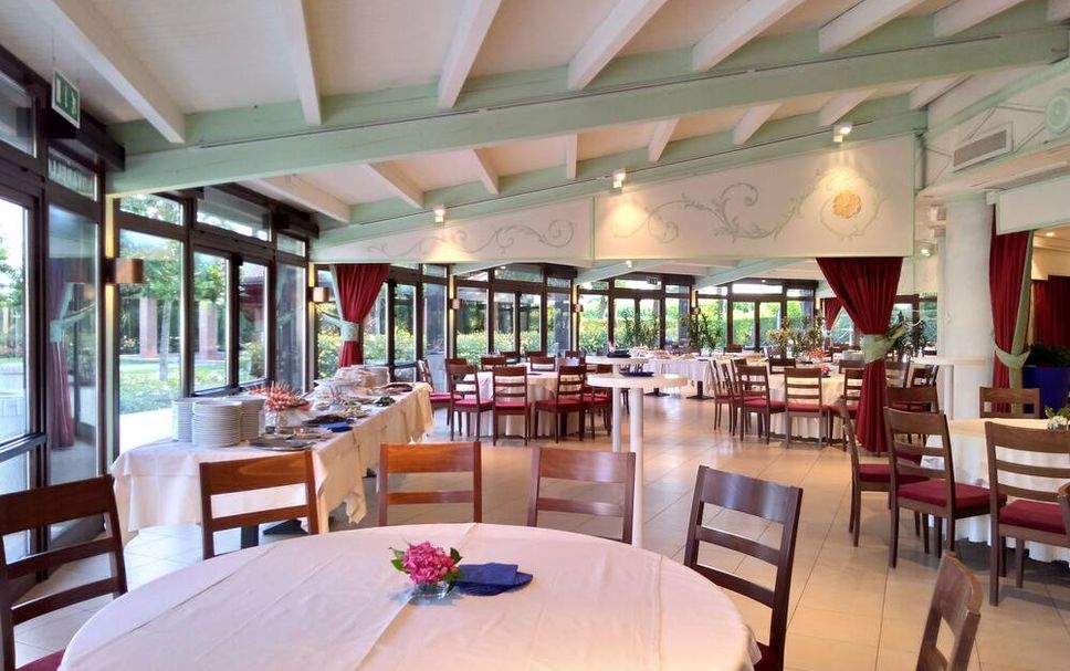 レストラン 写真