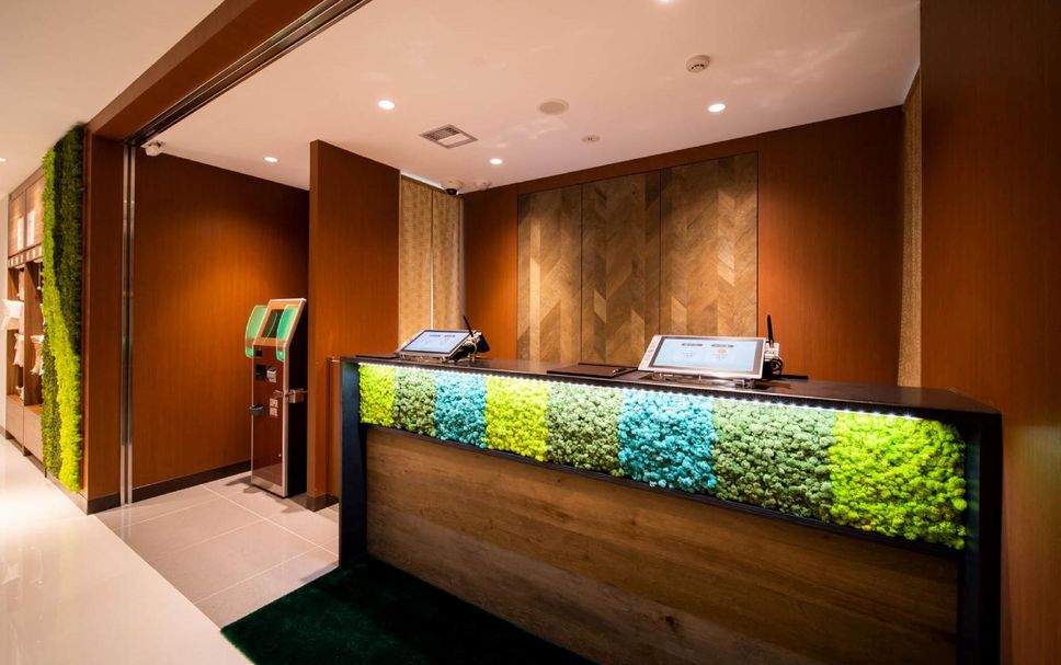 フロントデスク 写真