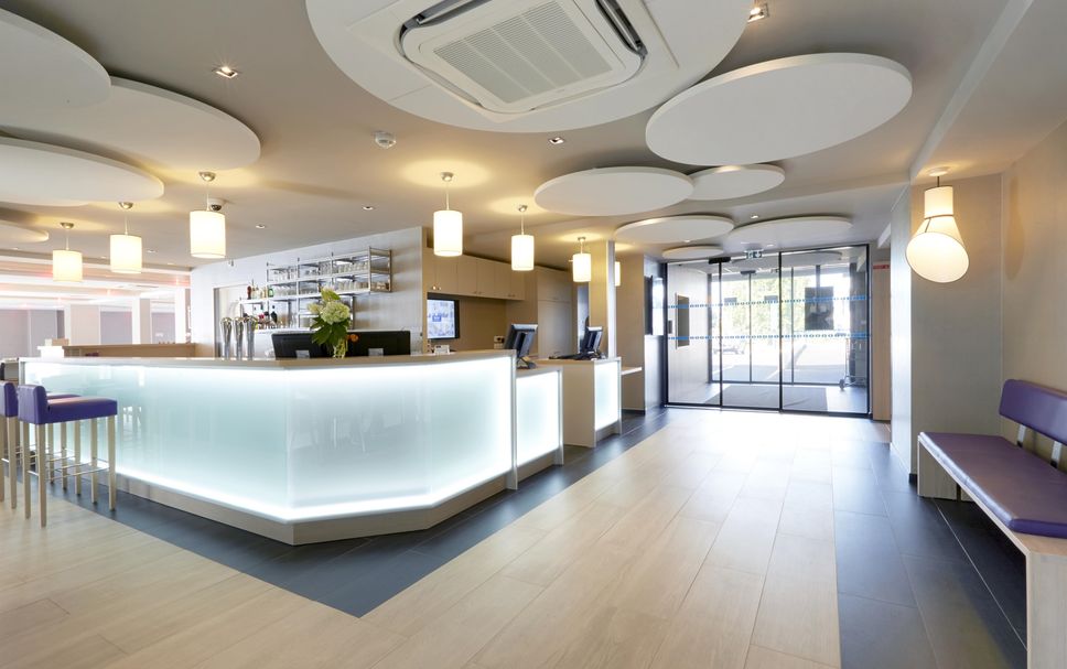 フロントデスク 写真