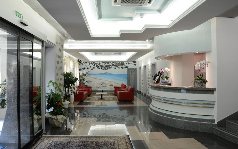 フロントデスク 写真