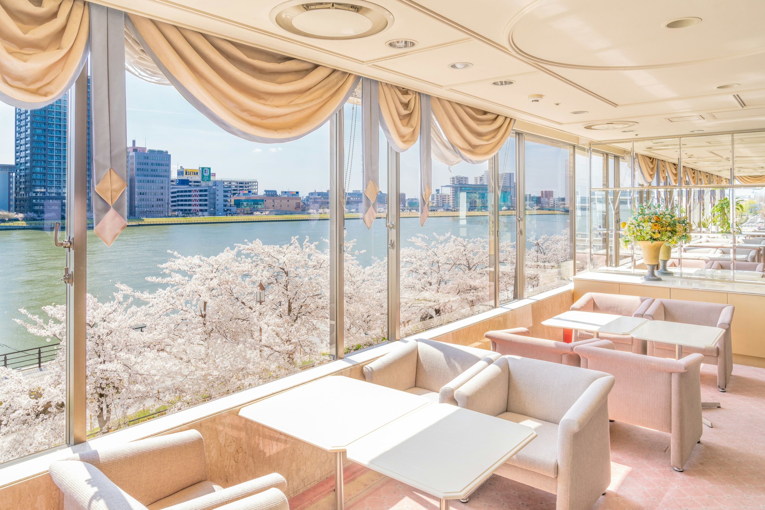 レストラン