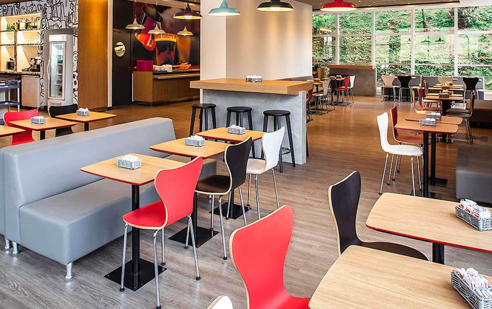 レストラン 写真