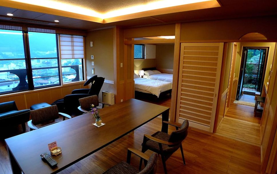 ダイニングルーム 写真