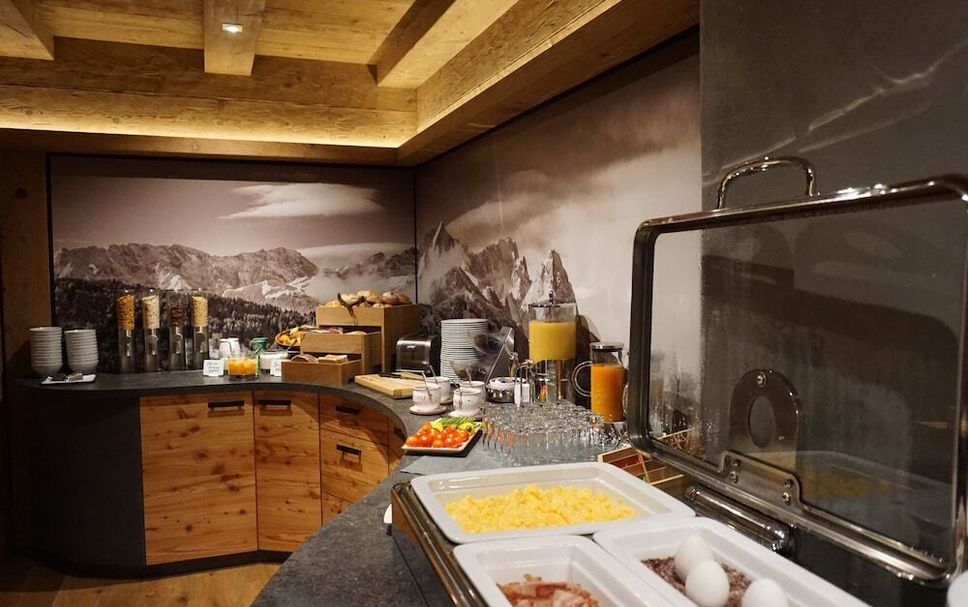 ビュッフェ 写真