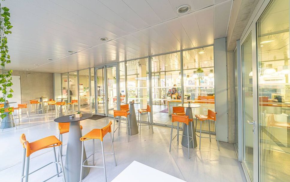 レストラン 写真