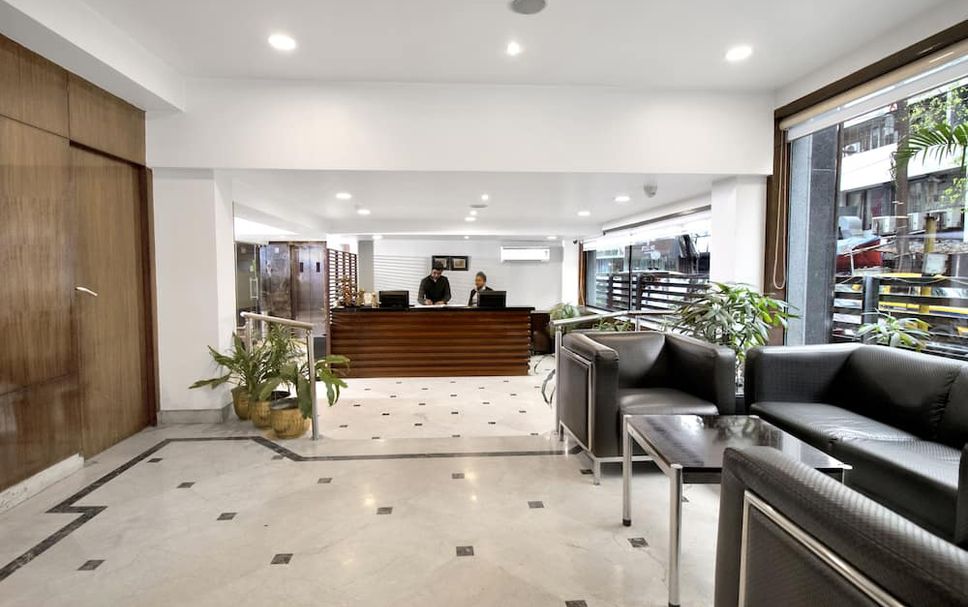 フロントデスク 写真