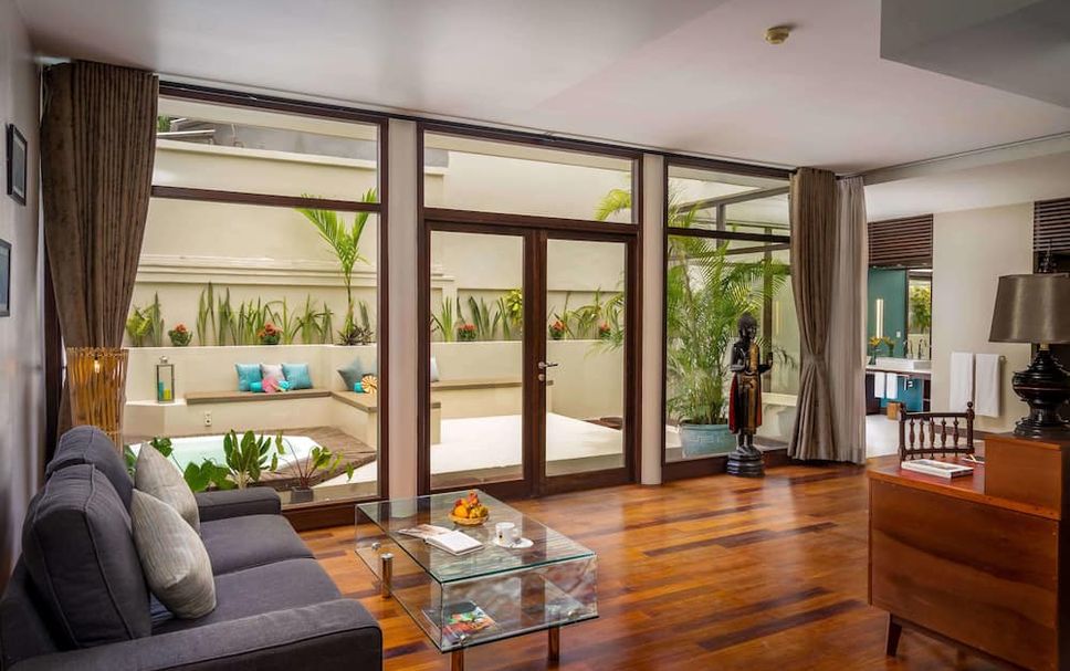 リビングルーム 写真