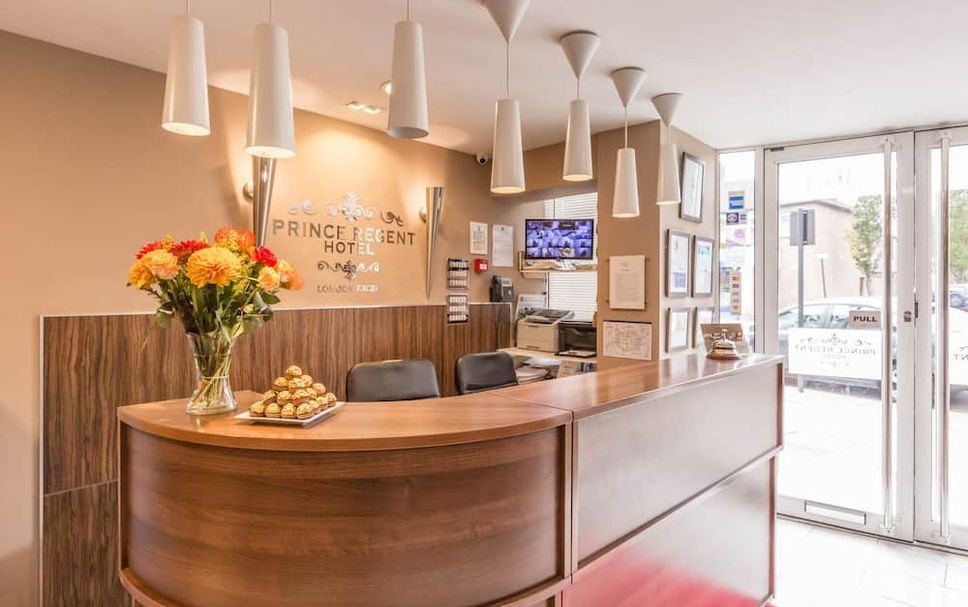 フロントデスク 写真