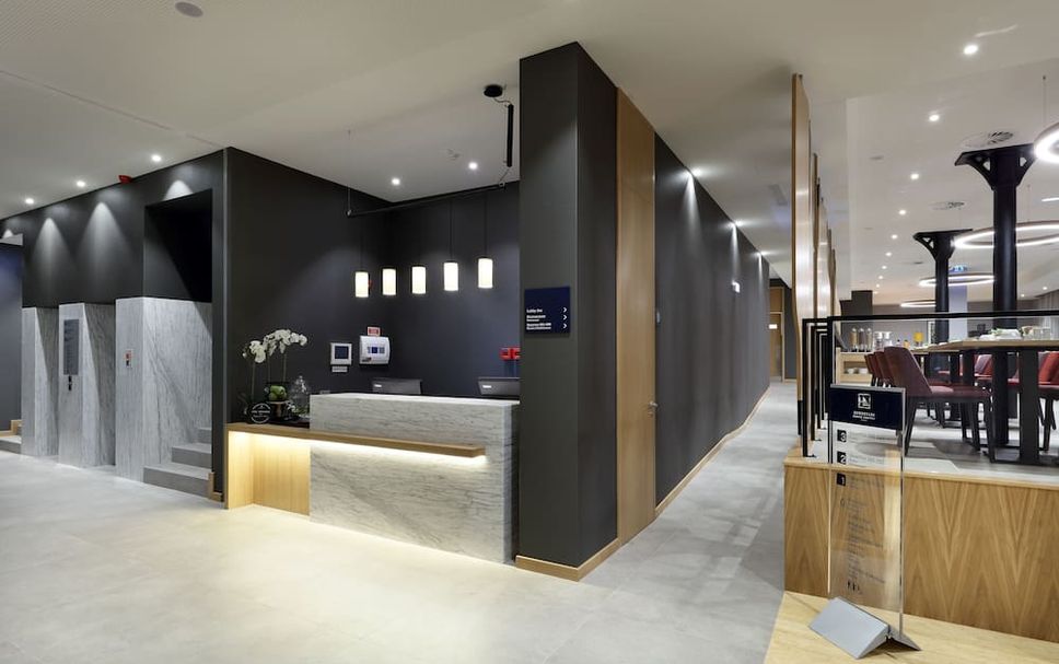 フロントデスク 写真