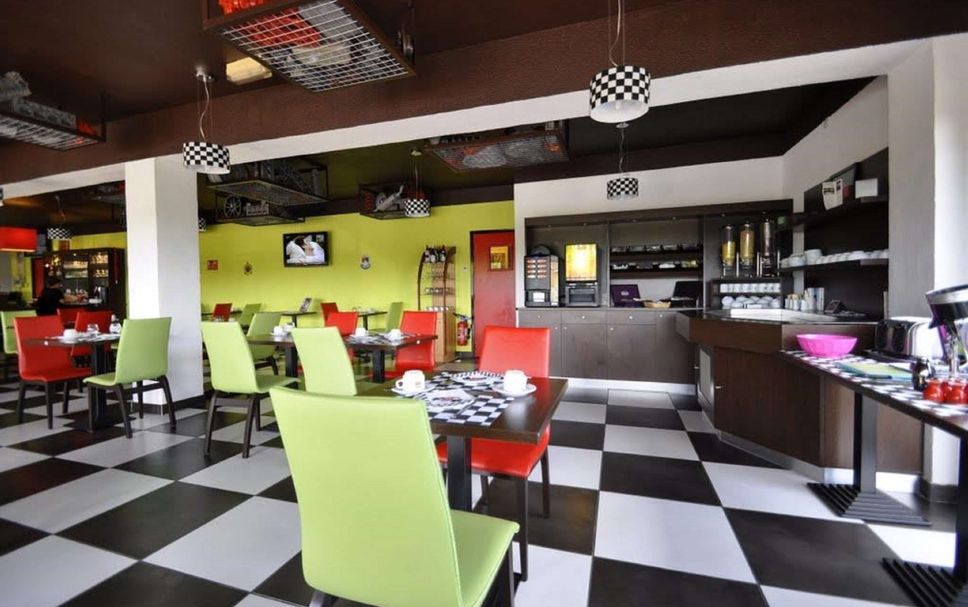 レストラン 写真