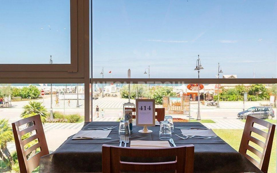 レストラン 写真