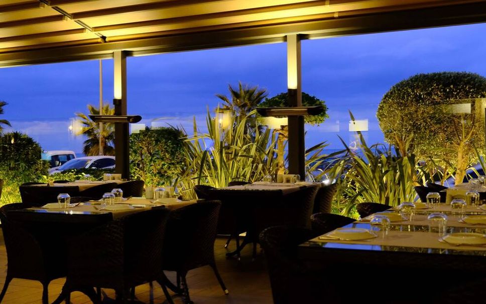 レストラン 写真