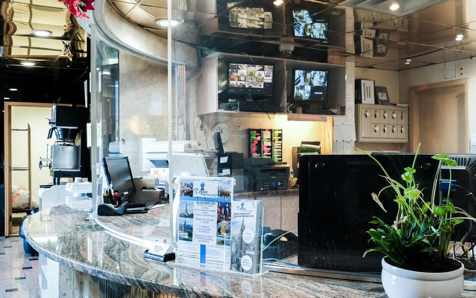 フロントデスク 写真