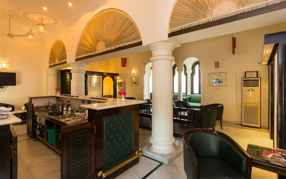 フロントデスク 写真