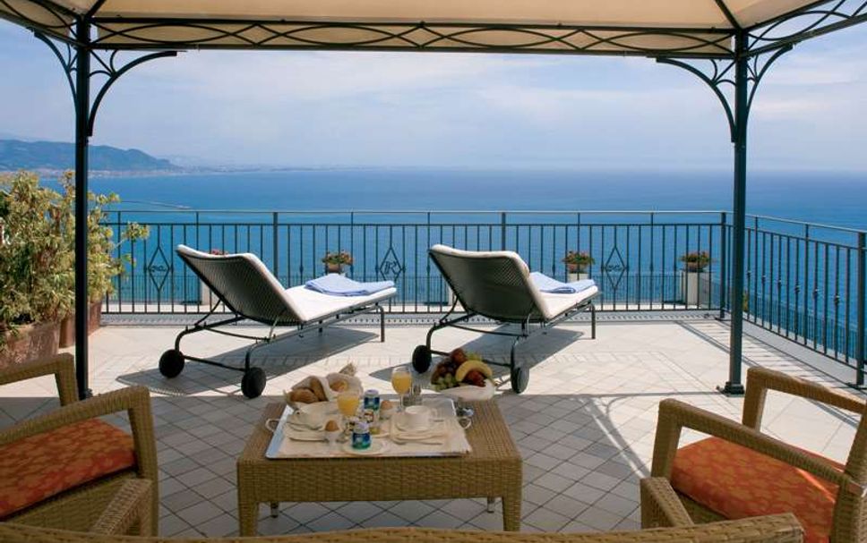 バルコニー 写真