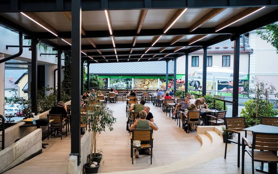 レストラン 写真