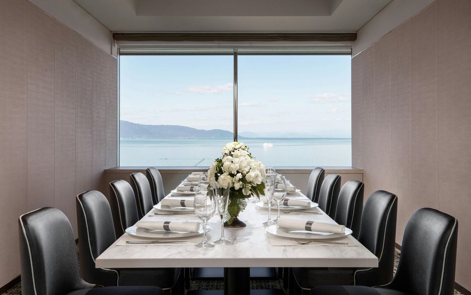 ダイニングルーム 写真