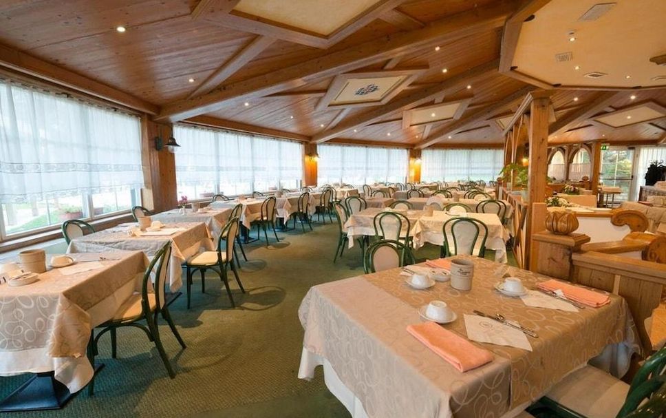 レストラン 写真