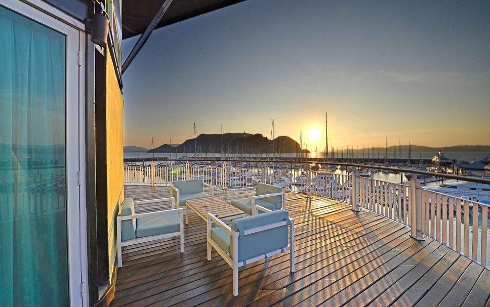 バルコニー 写真