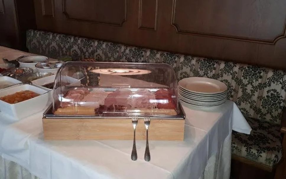 ビュッフェ 写真