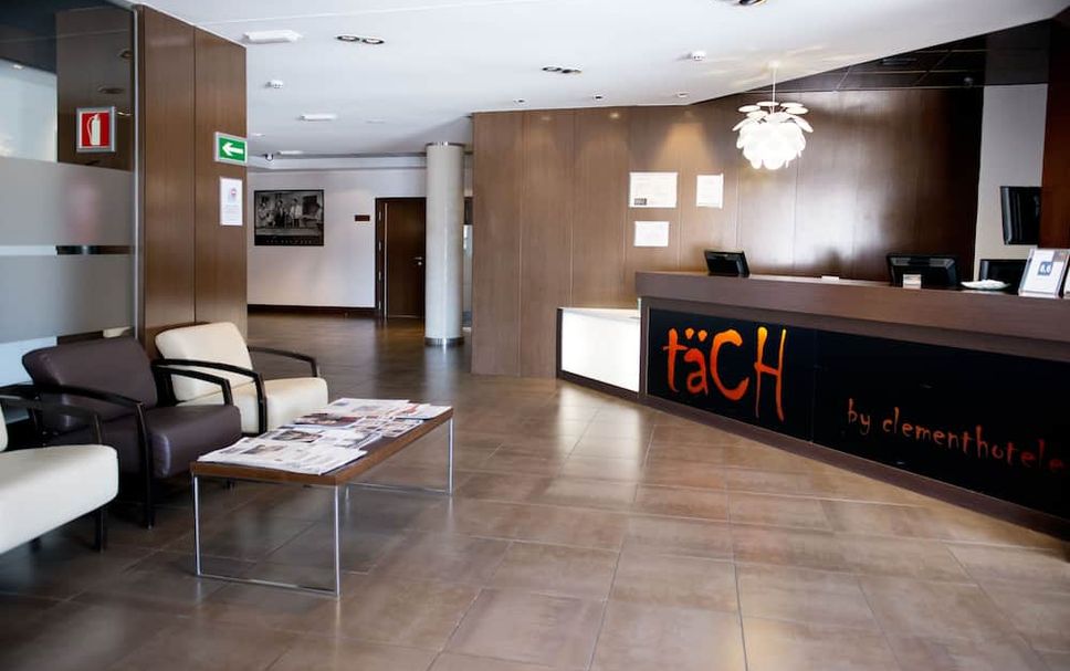 フロントデスク 写真