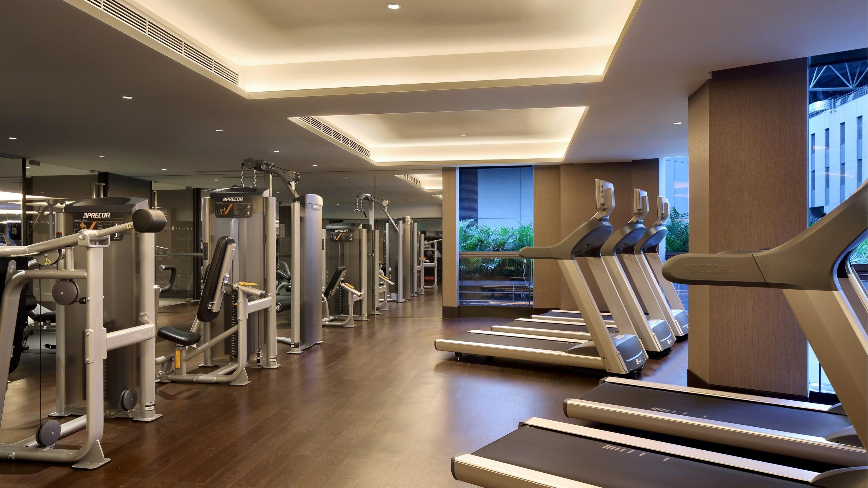 ジム